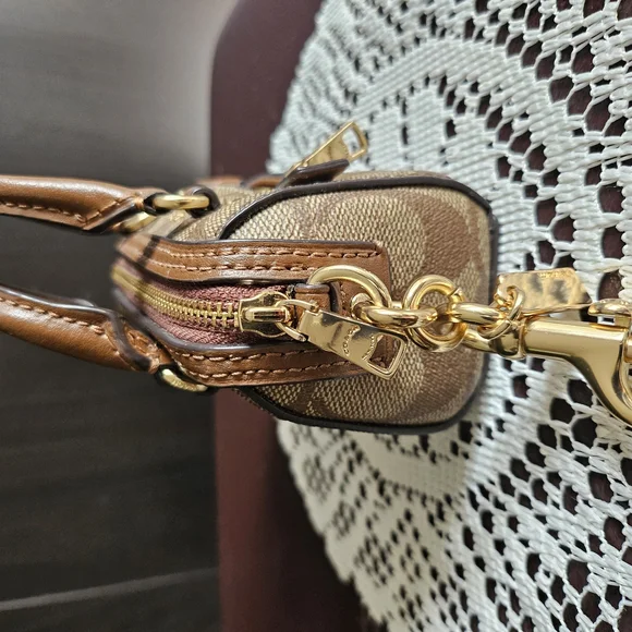 Coach Brown Bag Charm - Picture 2 of 8